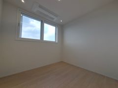 Newly built apartment within walking distance 7th image