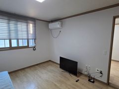 Solbi's Room 1th image