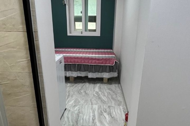 Fully furnished studio apartment near Jamsil  3th image