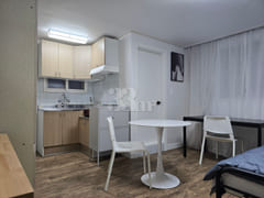 π 3-minute walk from Hoegi Station, spacious 4th image