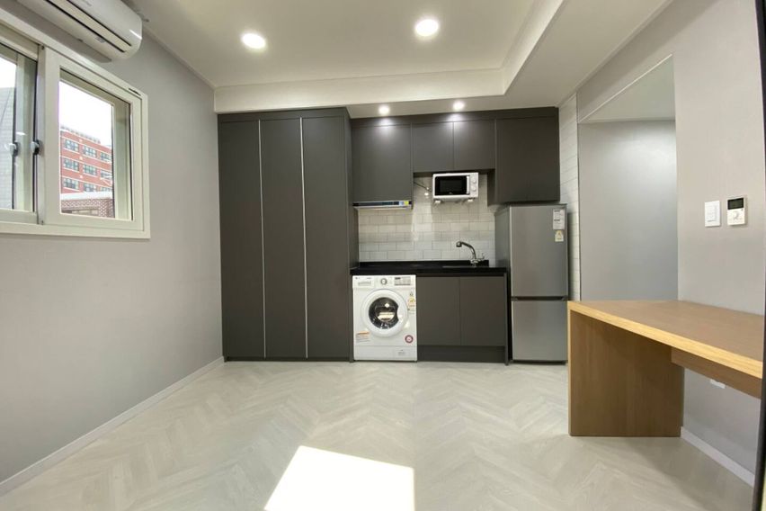 서강 정문앞 큰 원룸