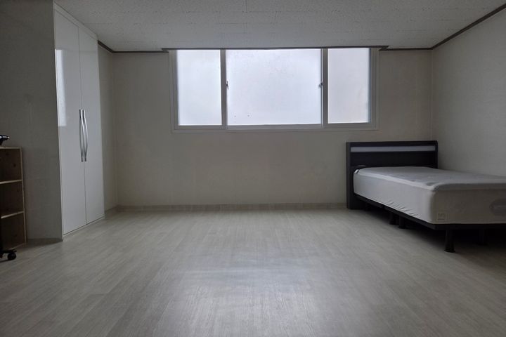 A comfortable home near Bucheon Station 2th image