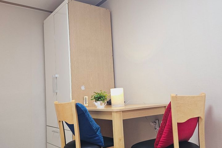 Ttukseom Hangang Park. Fully furnished for 2  4th image