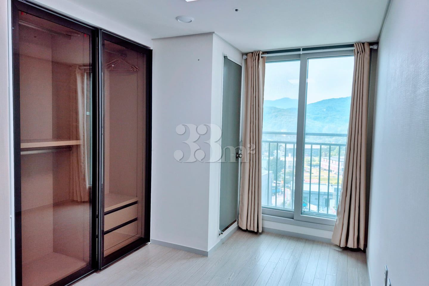 Newly built apartment in Anyang Arts Park 9th image
