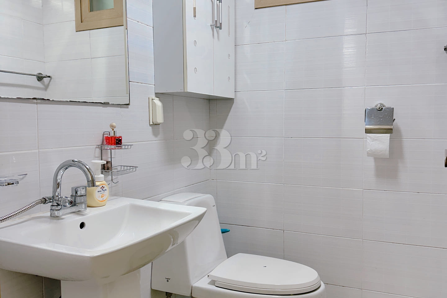 Comfortable studio apartment near Mangwon Han 1th image