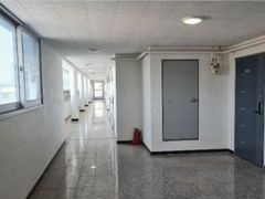 Clean Room Near Jochiwon Station B 9th image