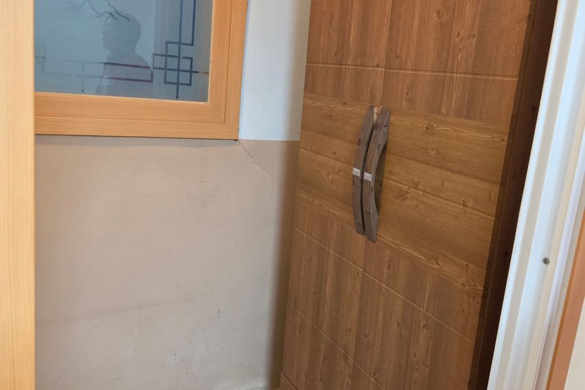 조용합니다 2번째 이미지