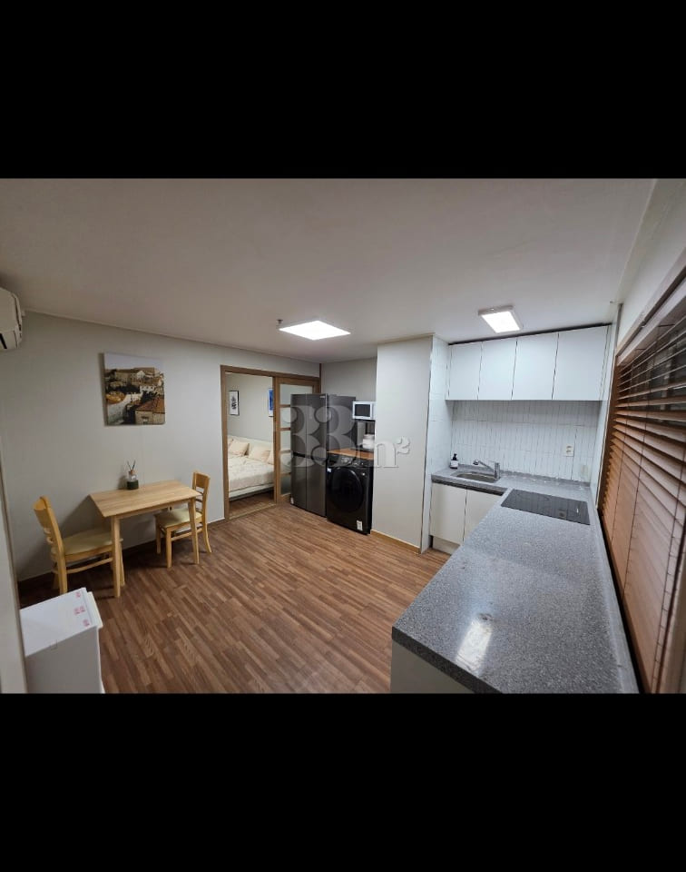 Cozy House in Nakseongdae/Sadang 1th image