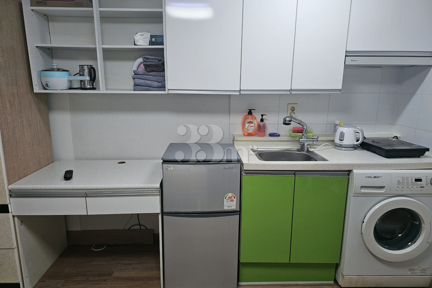 Clean and affordable studio apartment. 2th image