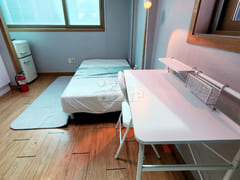 Large window, quiet and cozy 306 2th image