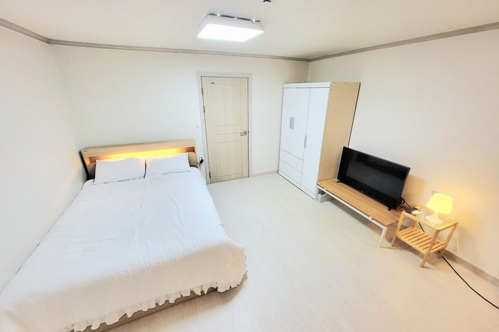 Woojung Innovation City Queen Bed Bumtae B 1th image