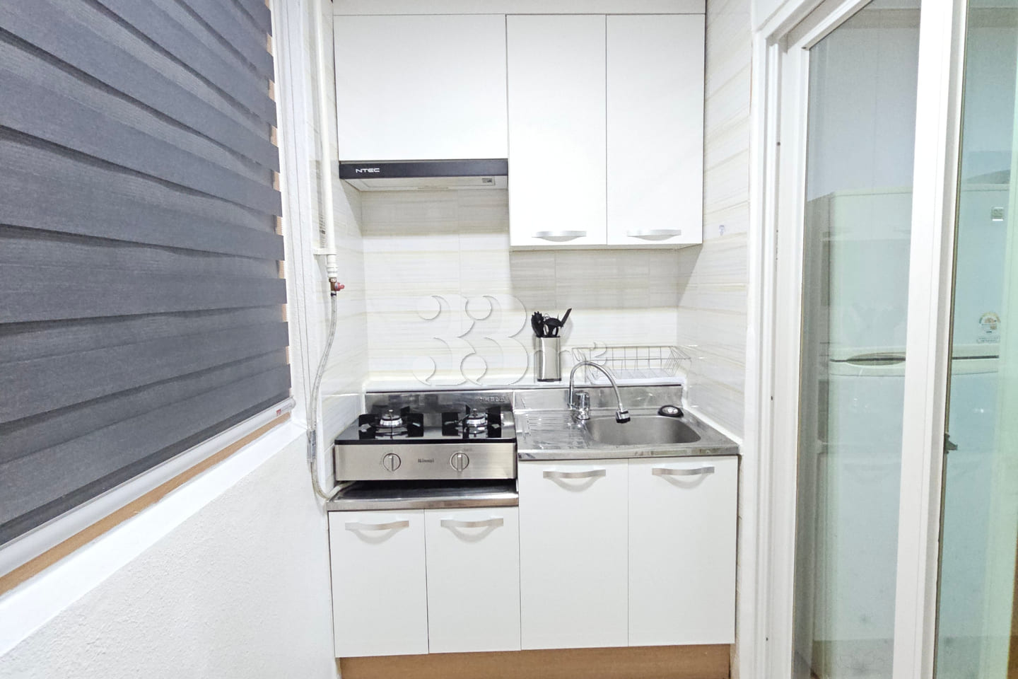 Sunset Room near Gwangju Cheomdan District 7th image
