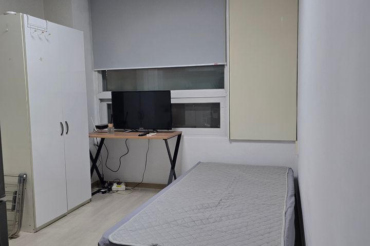Room 502 0th image