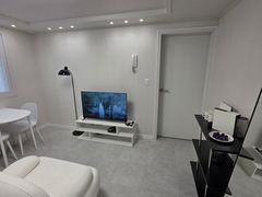 🌟[Premium] Fully Furnished 1.5-Room Unit🌟 1th image