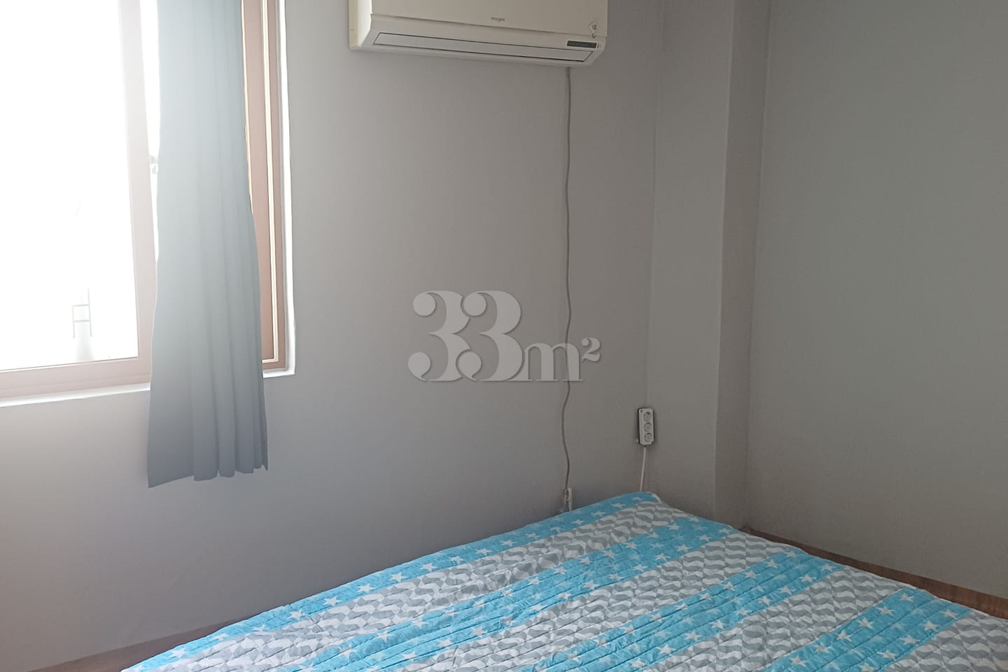 Spacious and bright second-floor room 1th image