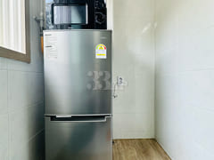 Fully furnished studio apartment near the cen 9th image