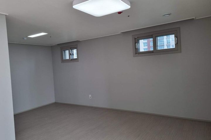 Geobukseom, Siheung Apartment 4th image