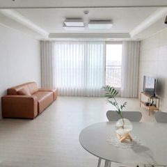 뻥뷰 탑층 3룸 2화 방 이미지