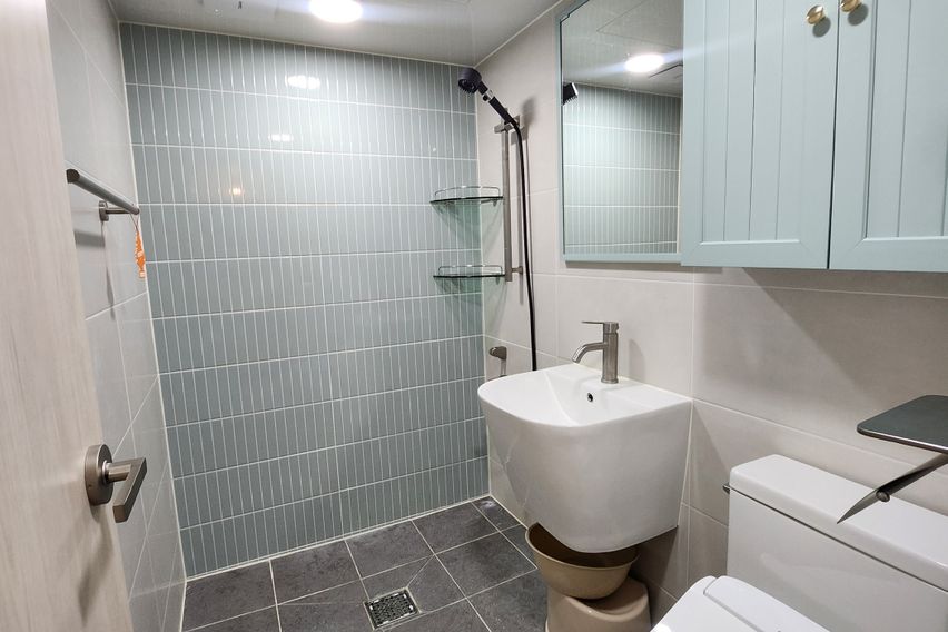 호암지인근 풀옵 아파트