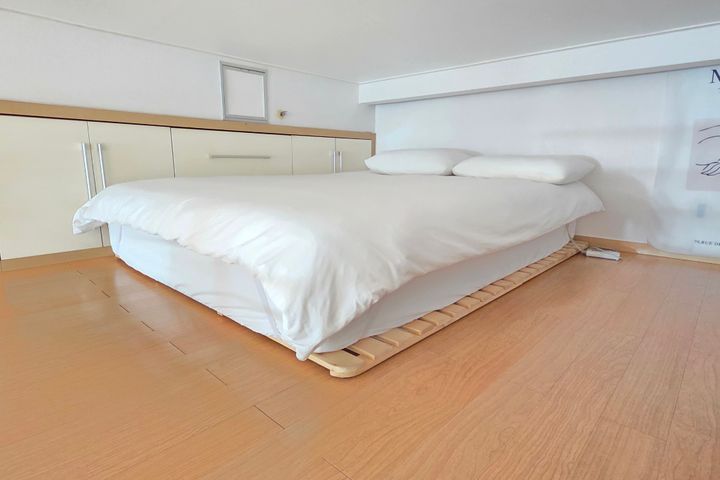 #Fully Furnished #2-minute walk from Seohyeon 2th image