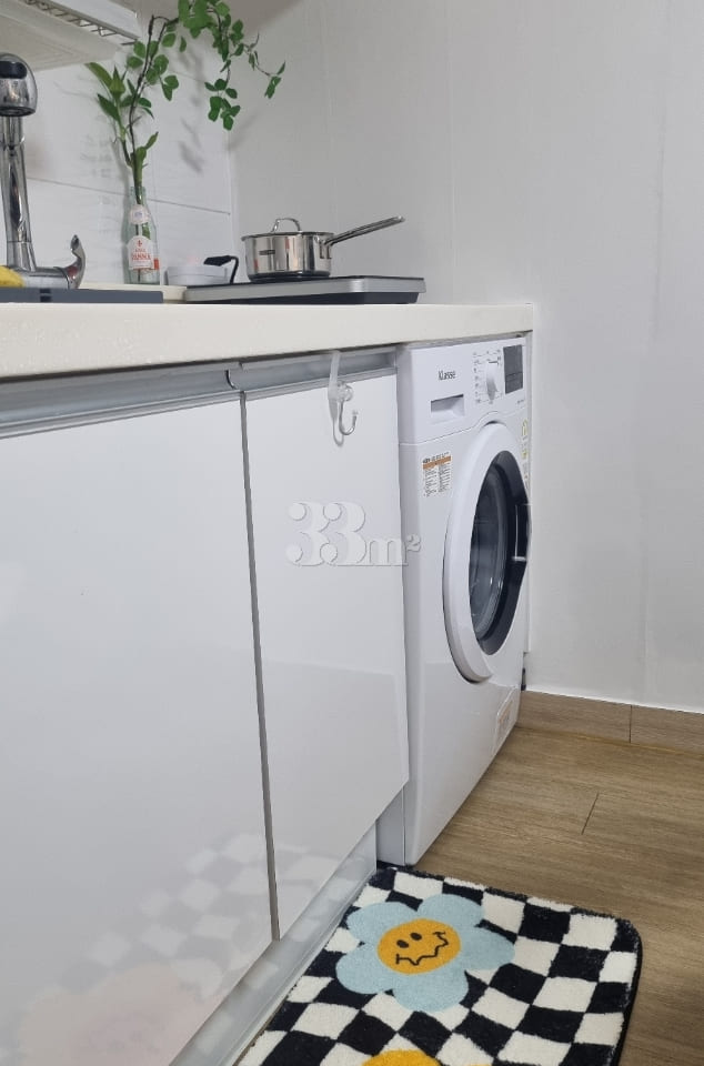 🌈 Fully furnished unit near Yeongdeungpo Mar 8th image