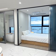 Yeonhwa 402 Stay Peak Season Unit Image
