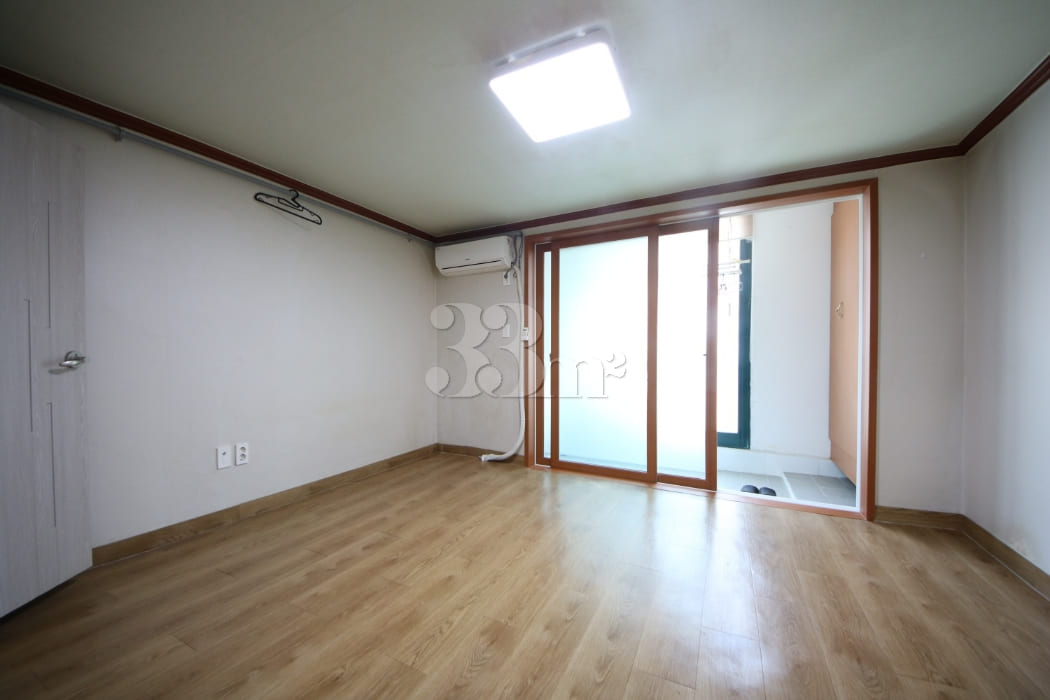 Studio apartment in Dal-dong, Nam-gu, Ulsan 2th image