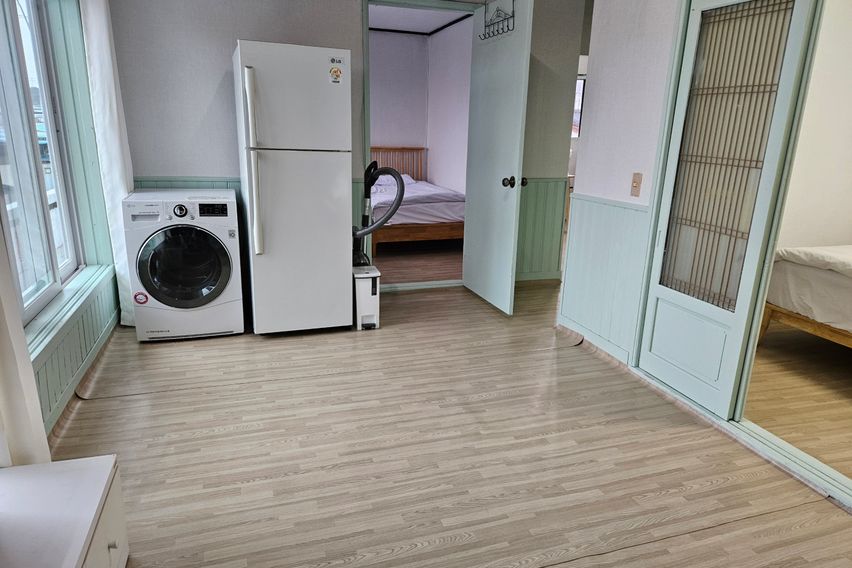 덕하 방2거실침대4개 