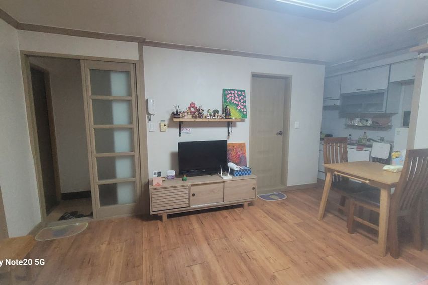 한옥마을 블루하우스