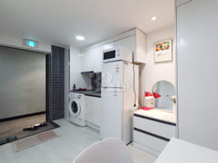 Short-term rental near Sillim Station on Line 4th image