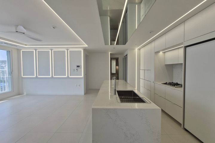 Newly built apartment within walking distance 4th image
