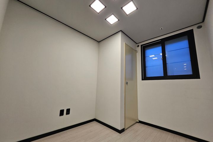 Hwagok Interior Good Two-Room 3th image