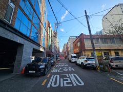 One-room apartment near Busan Dusil Station, 11th image