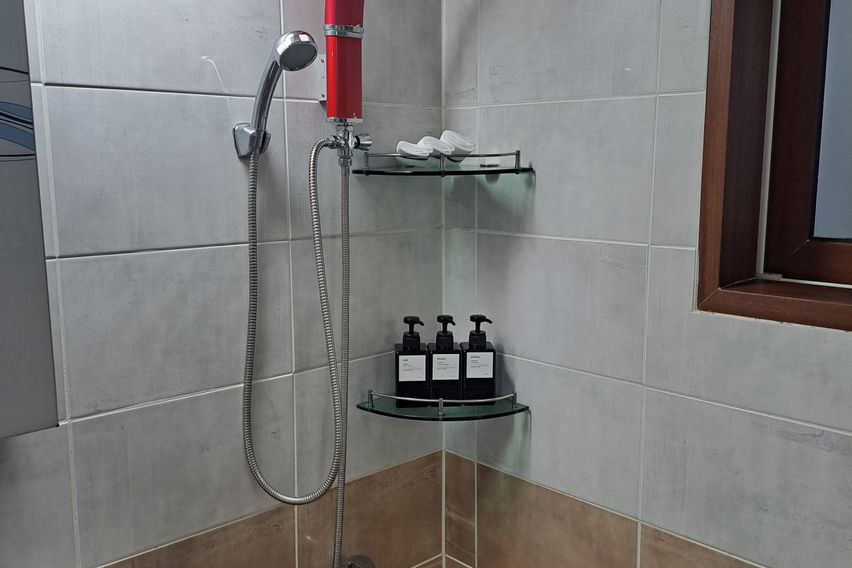 아파트1층18평,방2 