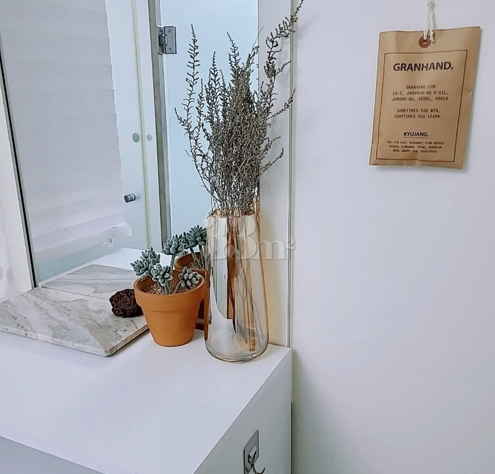 Dongtan 8.4-pyeong officetel with a loft 1th image