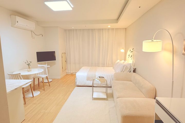 5-minute walk from Gangnam Station, fully fur 4th image