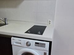 정남향,풀옵션,탑층 뷰 2번째 이미지