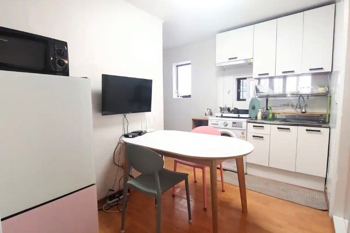 Two-room apartment, 5-minute walk from Seoul  9th image