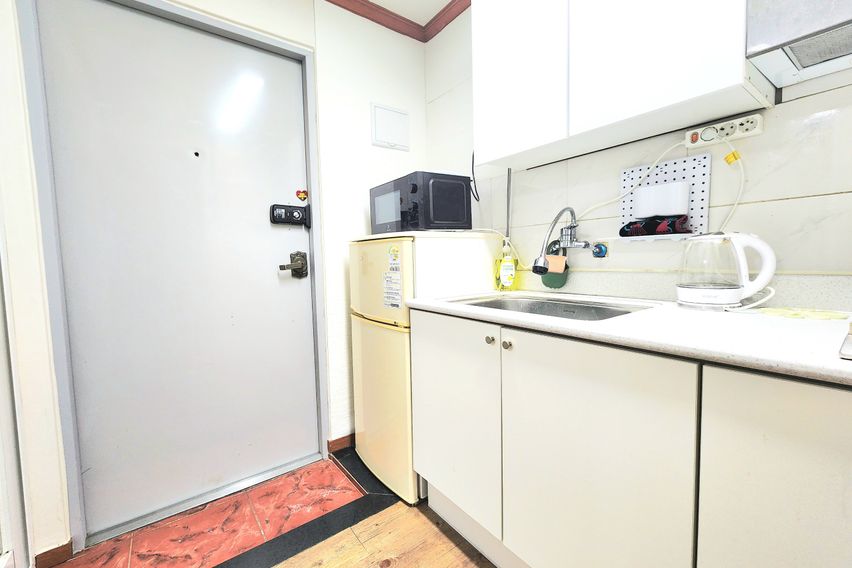 경북대 깔끔하고 아늑한 4번째 이미지