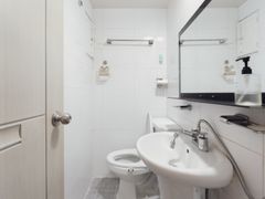 Sari Station Two-Bedroom Apartment with Full  16th image