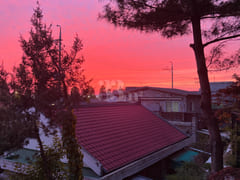 A room with a view. 12th image
