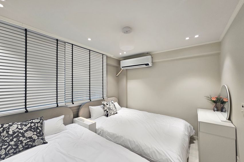 공덕역3분/4인/퀸2개