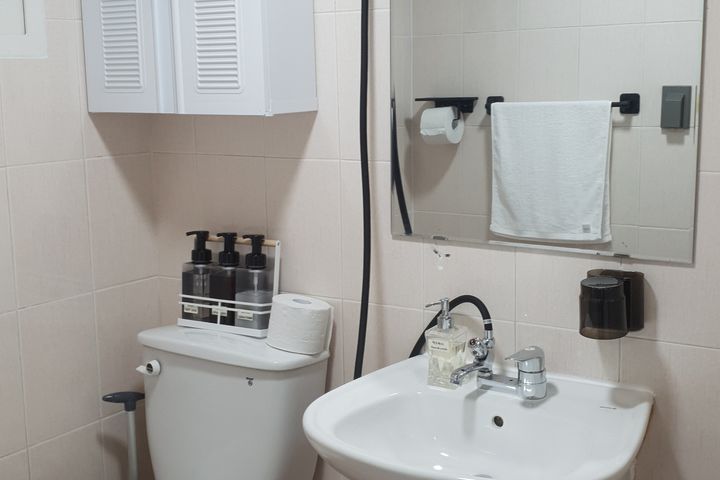 Modern Studio Apartment in Suwon Jangan-gu A 14th image