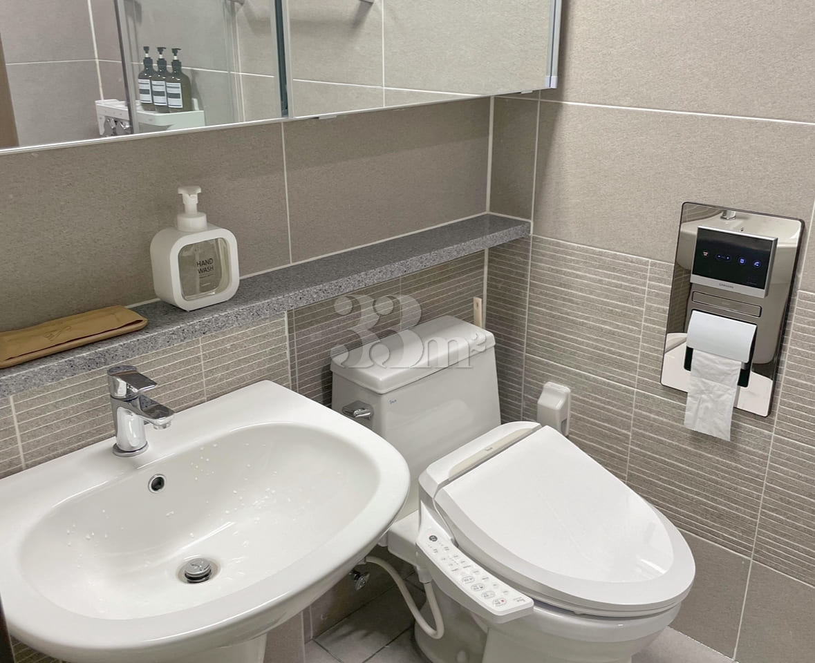 Living room and bedroom with lake view, separ 8th image