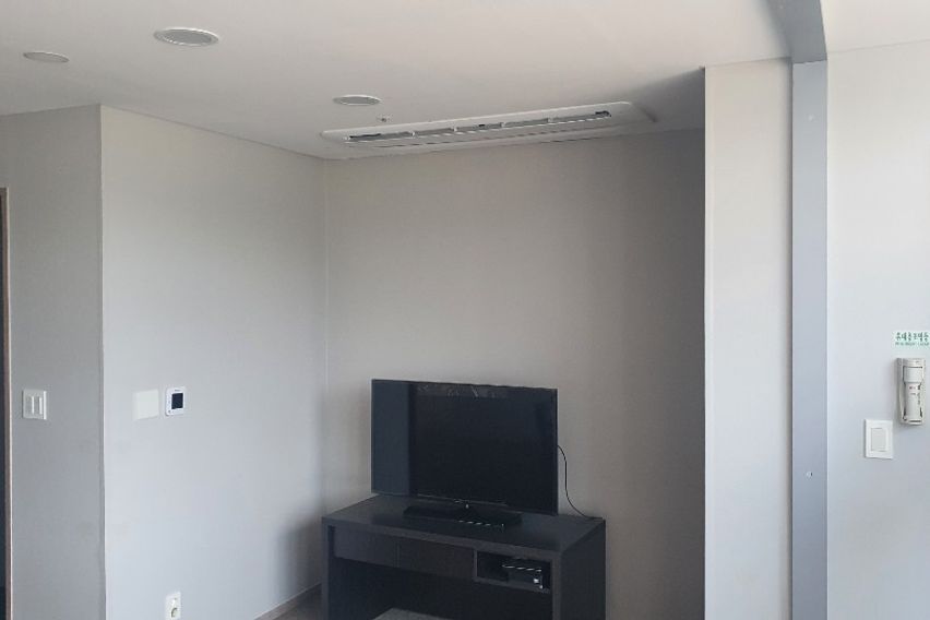 용인시청앞 더트리니5층