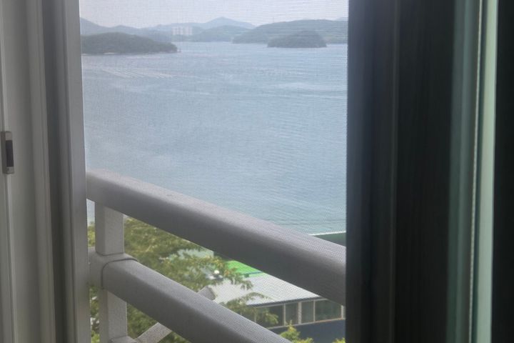 바닷가옆 1번째 이미지