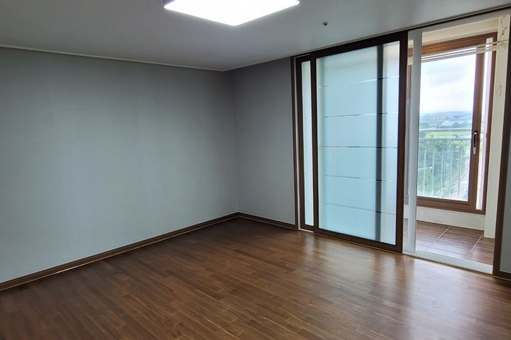 큰방 0번째 이미지