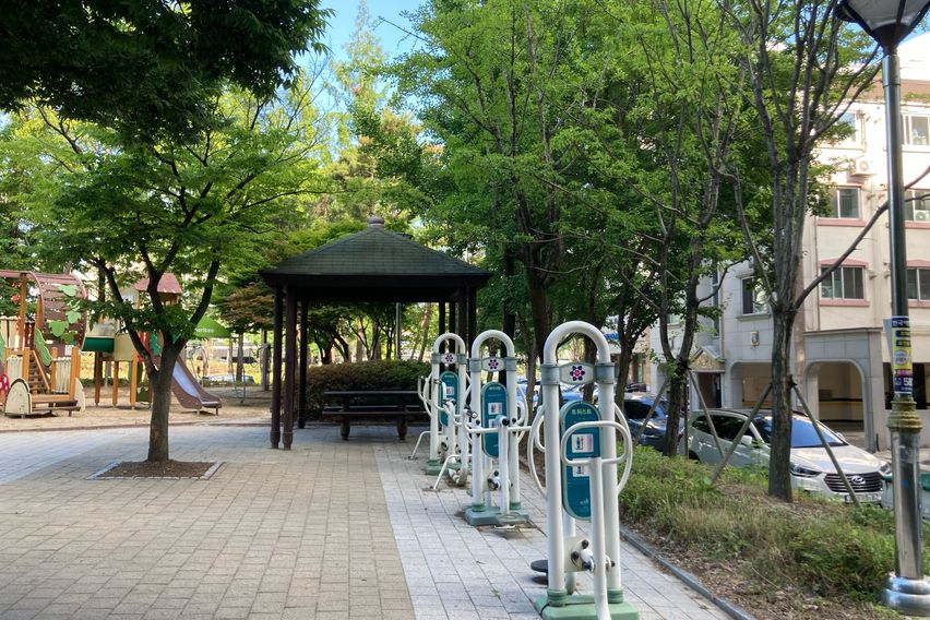 Amistad Two-Room 18th image