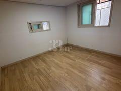 Spacious two-bedroom apartment in Sillim-dong 2th image