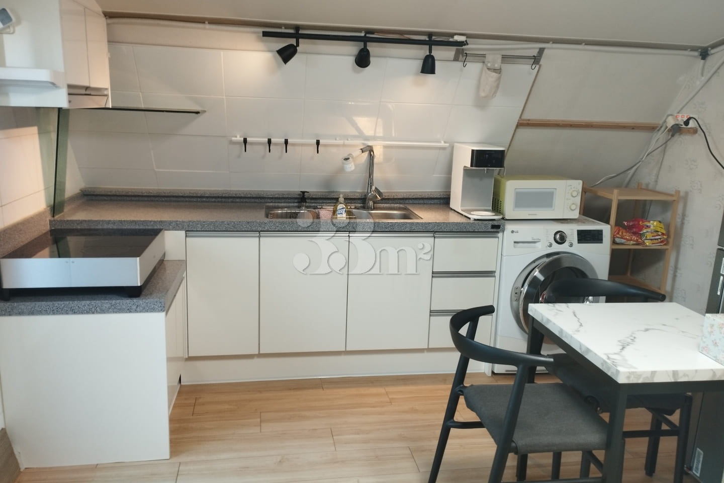 Suwon Station Airbnb-style 5th image